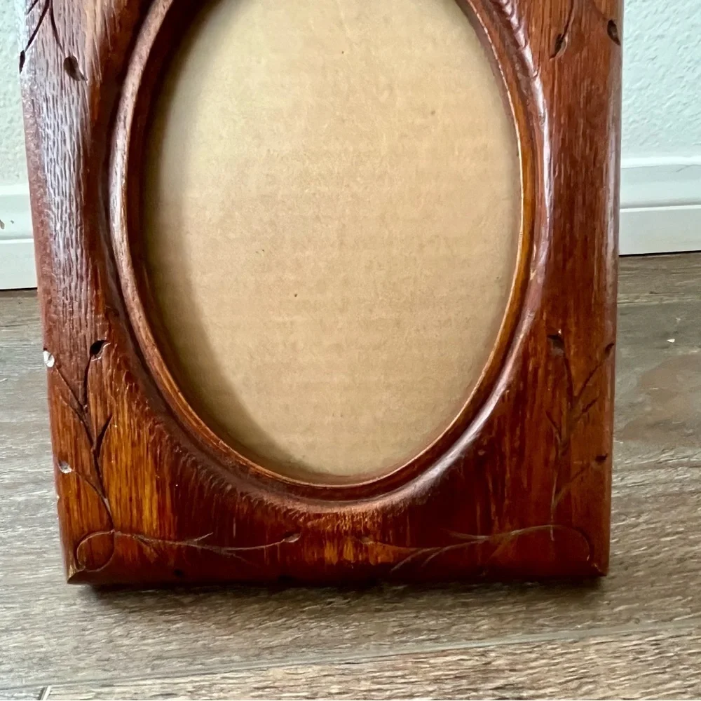 Elegant Brown Wooden Photo Frame 7/9 inches